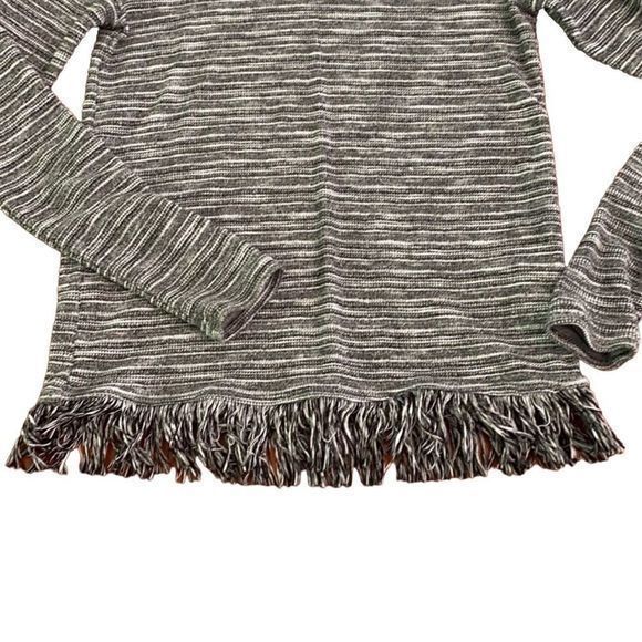 H&M Girls‎ Sweater - Picture 2 of 4